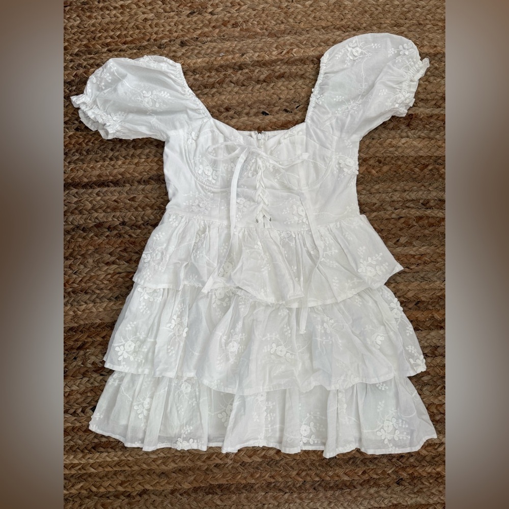 Altar’d State Medium White Miona Tiered Puff Sleeve Corset Waist Mini Dress